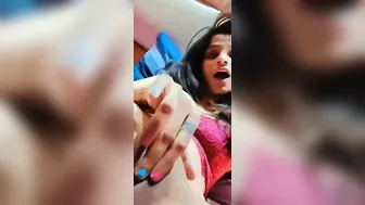 Horny GF Teasing In Bra Before Fingering Wet Pussy