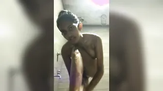 Slim GF Bathing Naked Recording Herself For Her Boyfriend