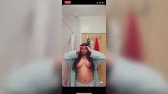 Chubby GF Flashing Big Natural Boobs In Homemade Footage