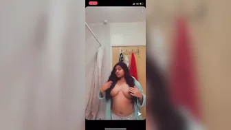 Chubby GF Flashing Big Natural Boobs In Homemade Footage