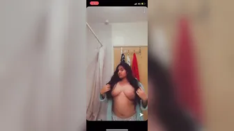 Chubby GF Flashing Big Natural Boobs In Homemade Footage