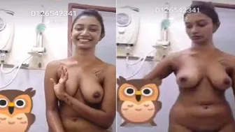 GF Taking A Bath Naked On Video Call Showing Everything