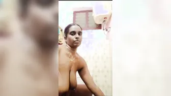 Bhabhi Bathing Naked Showing Everything For Her Secret Lover