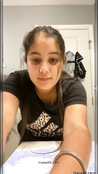 Chubby Babe With Big Ass Dancing Nude And Stripping Everything