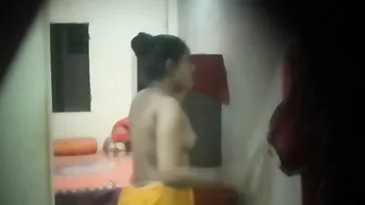 Nextdoor Married Bhabhi Flashing Her Big Naked Boobs For Me