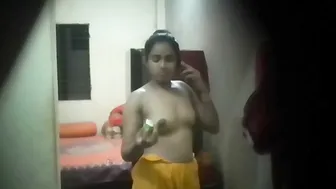 Nextdoor Married Bhabhi Flashing Her Big Naked Boobs For Me