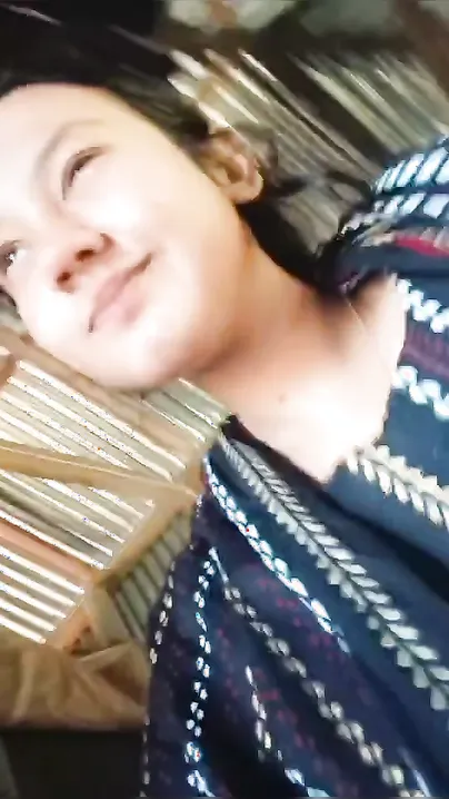 Cute Babe Flashing Her Big Natural Tits In Latest Leaked Clip