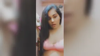 My GF Flashing Her Perfect Boobs In Homemade Leaked Mms