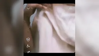 Curvy Babe Bathing Naked And Teasing Lover Through Window