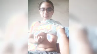 Innocent Looking Babe Squeezing Her Boobs In Private Selfie