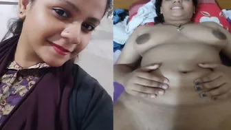 Married Bhabhi Fingering Her Wet Pussy Alone At Home In Delhi