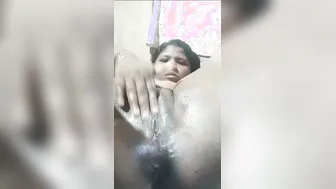 Village Aunty Wet And Ready Getting Fingered By Neighbor