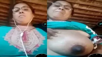 Desi Aunty Flashing Massive Tits Chatting Dirty On Video Call