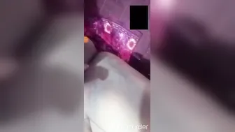 Desi Girl Fingering Her Wet Pussy Live Streaming From Bedroom