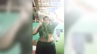 Village Aunty Exposing Her Big Melons And Wet Pussy For Me