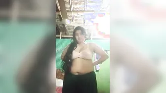 Village Aunty Exposing Her Big Melons And Wet Pussy For Me