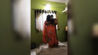 Big Ass Aunty Getting Fucked Standing Up In Homemade Video