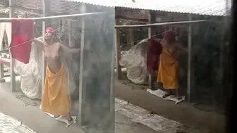 Desi Bhabhi Bathing Naked Outdoors Changing Caught On Camera