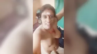 Tamil Aunty Exposing Herself In Private Selfie Mms Gone Viral