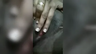 Desi GF Dropping Towel Revealing Her Perfect Boobs