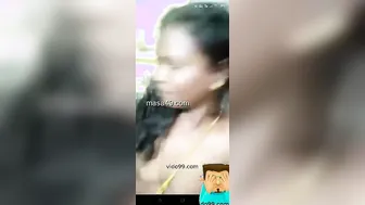 Tamil Babe Getting Naked During Naughty Video Call Session