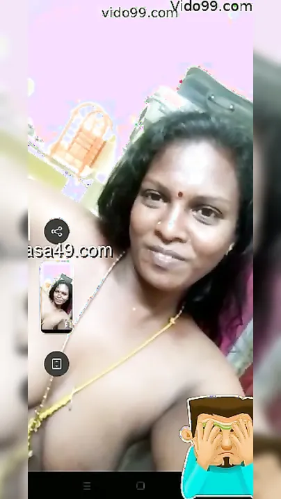 Tamil Babe Getting Naked During Naughty Video Call Session
