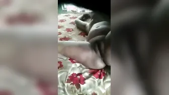 Bengali Boudi Playing With Herself Caught On Cam In Nude Video