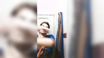 Married Bhabhi Doing Striptease Naked In Leaked Private Video