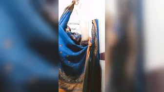 Married Bhabhi Doing Striptease Naked In Leaked Private Video