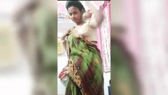 Married Bhabhi Slowly Stripping Out Of Her Saree Completely