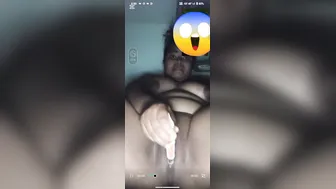 Chubby Divorced Bhabhi Fingering Herself On Naughty Video Call