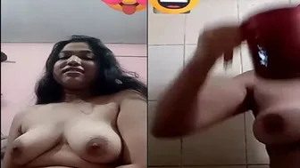 Chubby GF Soaking Wet And Naked On Bathroom Video