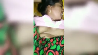 Married Woman Moaning In Pain Taking It Deep In Hairy Pussy