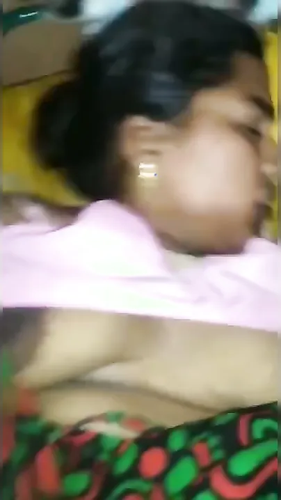 Married Woman Moaning In Pain Taking It Deep In Hairy Pussy