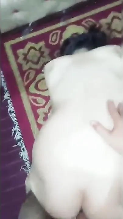 Desi Wife Getting Drilled From Behind With Heart Shaped Butt