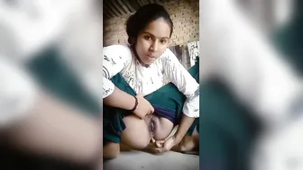 Village GF Fingering Herself Until She Cums Hard