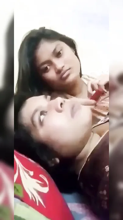 Two Naughty Babes Playing With Each Other Exposing Their Bodies