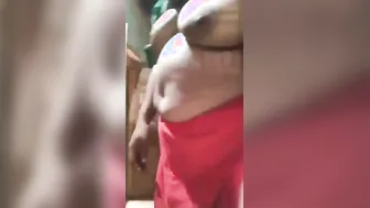 Unsatisfied Mature Aunty Exposing Her Nude Body Craving For Cock