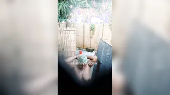 Mature Village Aunty Showing Tits After Bathing Caught On Cam