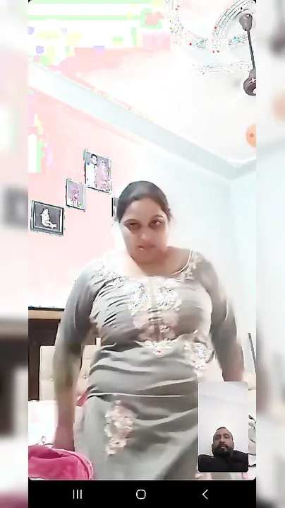 Bhabhi Flashing Big Tits On Video Call Teasing Her Lover