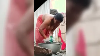 Desi Bhabhi Showing Off Her Hanging Tits While Bathing At Home