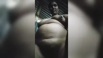 Village Aunty With Massive Tits Posing Nude And Spreading For Cam