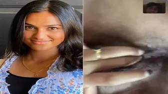 Beautiful Gf Sending Nude Selfies And Fingering Herself On Camera