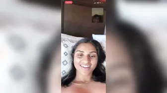 Beautiful Gf Sending Nude Selfies And Fingering Herself On Camera
