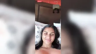 Beautiful Gf Sending Nude Selfies And Fingering Herself On Camera