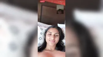 Beautiful Gf Sending Nude Selfies And Fingering Herself On Camera