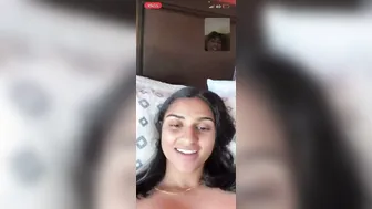 Beautiful Gf Sending Nude Selfies And Fingering Herself On Camera