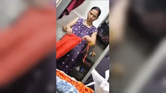 Bhabhi Changing Panties Showing Boobs In Sleeveless Blouse