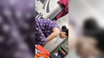 Bhabhi Changing Panties Showing Boobs In Sleeveless Blouse