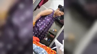 Bhabhi Changing Panties Showing Boobs In Sleeveless Blouse